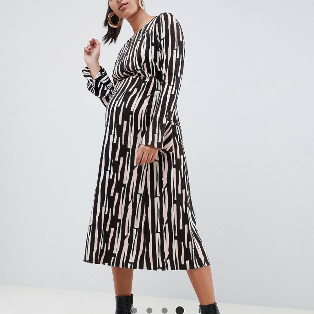ASOS Maternity MIDI Dress Flute Sleeves